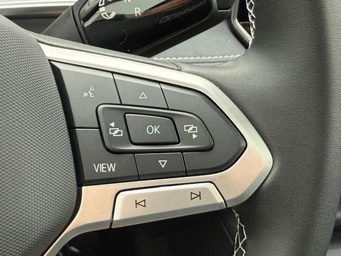 New 2026 Volkswagen Tiguan SE AWD/4WD image 10