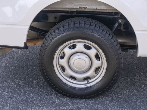 Used 2014 Ford F150 XL w/ Trailer Tow Package RWD image 6