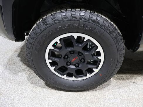 New 2026 Toyota Tacoma TRD Off-Road image 4