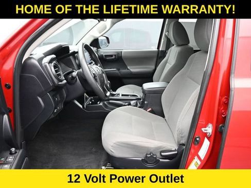 Used 2021 Toyota Tacoma SR AWD/4WD image 14