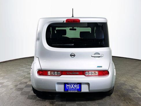 Used 2013 Nissan Cube 1.8 S w/ Interior Designer Pkg FWD image 6