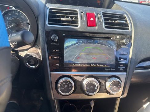 Used 2017 Subaru Crosstrek 2.0i Limited image 12