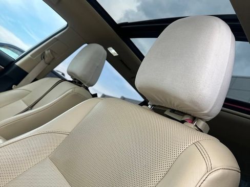 Used 2018 Toyota Highlander Limited Platinum AWD/4WD image 9