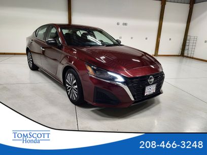 Used 2024 Nissan Altima 2.5 SV