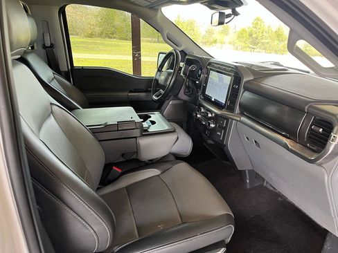 Used 2021 Ford F150 Lariat w/ Equipment Group 501A Mid image 15