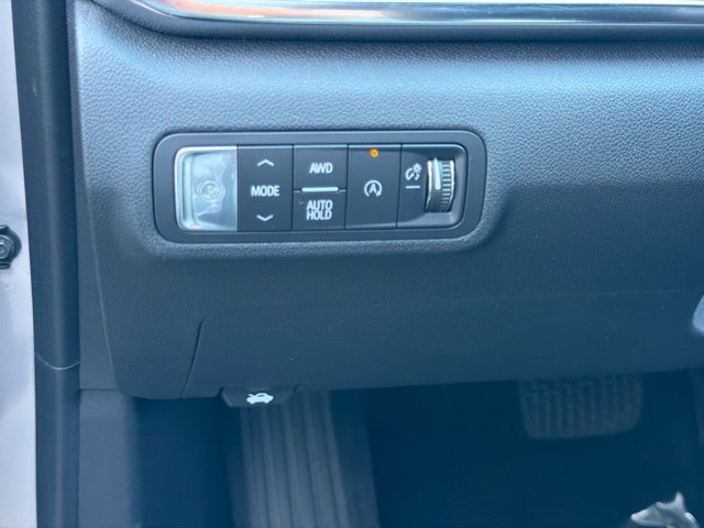 Used 2025 GMC Terrain Elevation w/ Elevation Premium Package AWD/4WD image 22