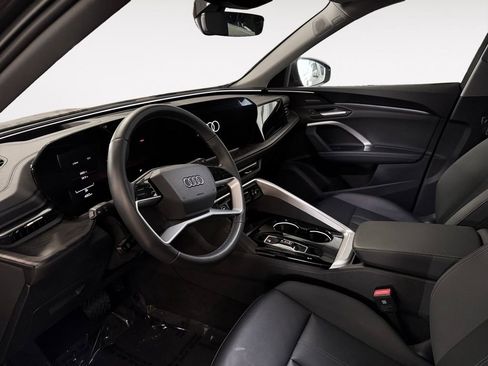 Used 2025 Audi Q5 Premium Plus w/ Premium Plus image 10
