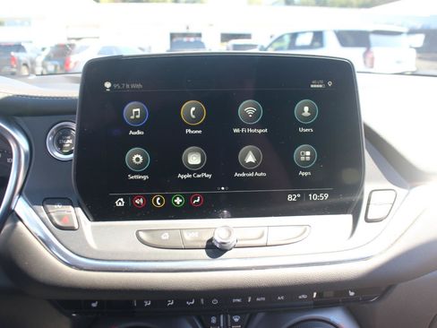 Used 2024 Chevrolet Blazer LT w/ Convenience Package FWD image 16