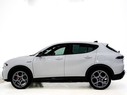 Used 2024 Alfa Romeo Tonale Veloce AWD/4WD image 6