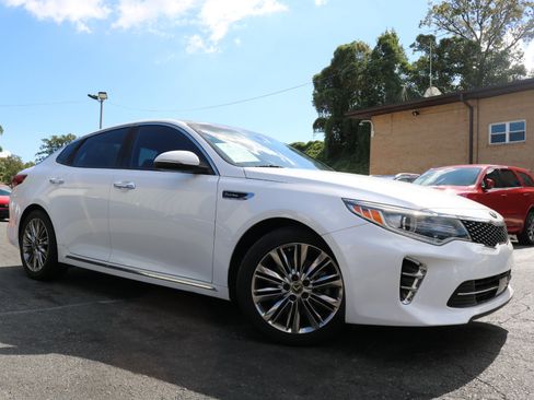 Used 2016 Kia Optima SX w/ Chrome Wheel Package image 6
