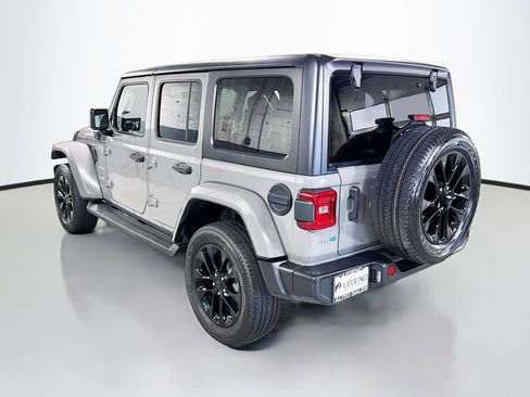 Used 2023 Jeep Wrangler Unlimited Sahara w/ Cold Weather Group image 9