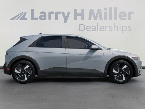 New 2026 Hyundai Ioniq 5 SE RWD image 7