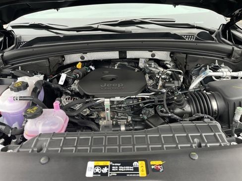 New 2026 Jeep Grand Cherokee Limited w/ Limited Altitude Package image 24