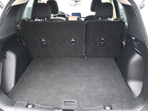 Used 2020 Ford Escape SE image 23