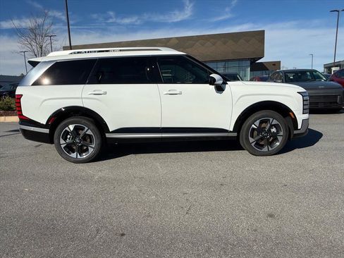 New 2026 Hyundai Palisade Limited FWD image 2