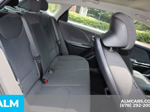 Used 2025 Kia K4 FWD image 21
