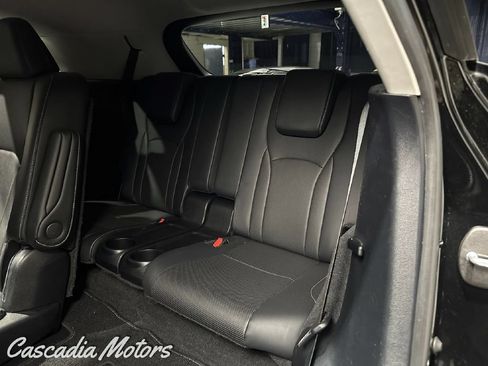 Used 2020 Lexus RX 450hL AWD w/ Premium Package image 16