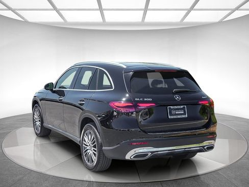 Certified 2026 Mercedes-Benz GLC 300 4MATIC image 2