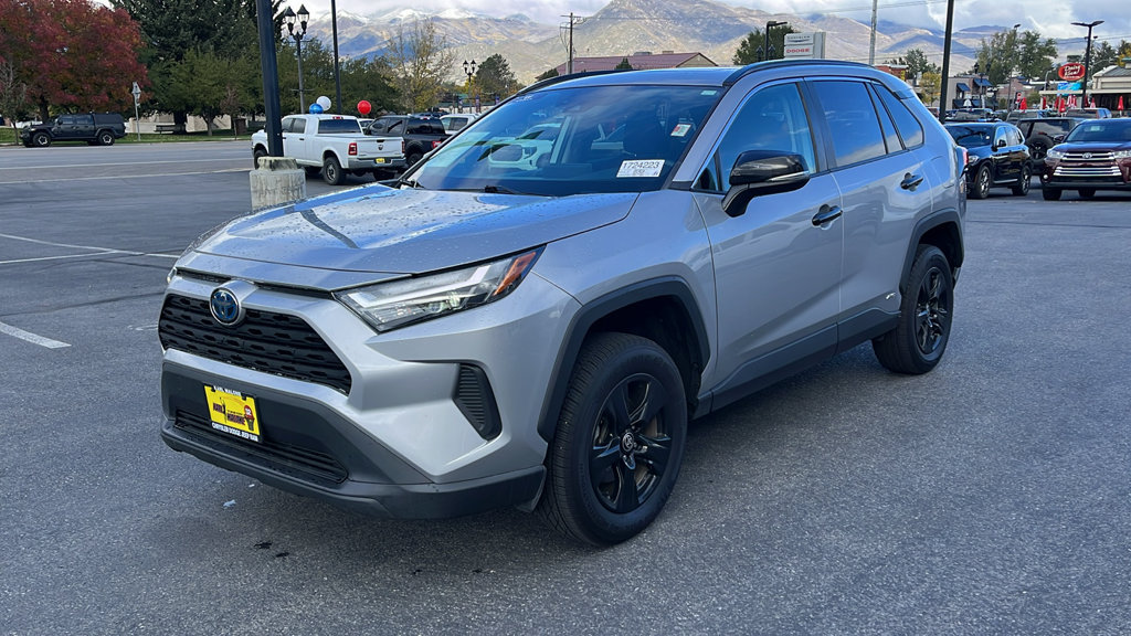 Used 2024 Toyota RAV4 XLE w/ Convenience Package AWD/4WD image 7