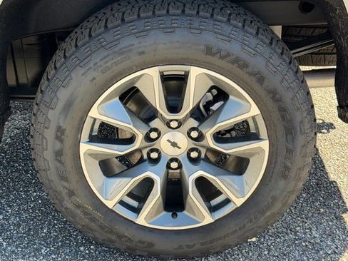 New 2026 Chevrolet Silverado 1500 RST w/ RST All Star Premium Package image 10