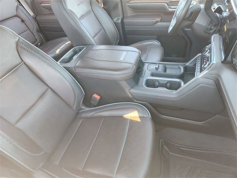 Used 2024 GMC Sierra 2500 Denali w/ Denali Reserve Package image 15