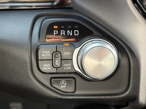 Used 2025 RAM 1500 Laramie w/ Night Edition AWD/4WD image 34