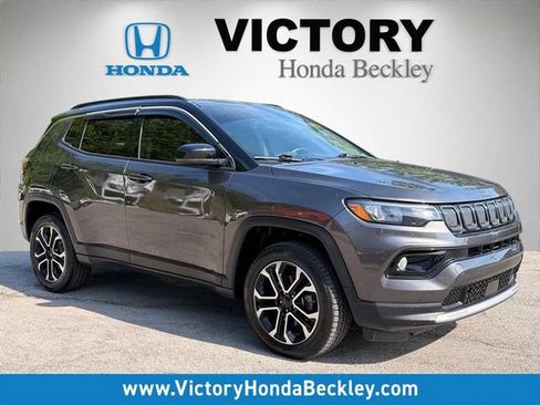 Used 2022 Jeep Compass Limited AWD/4WD image 1