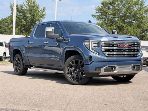 Used 2026 GMC Sierra 1500 Denali AWD/4WD image 2