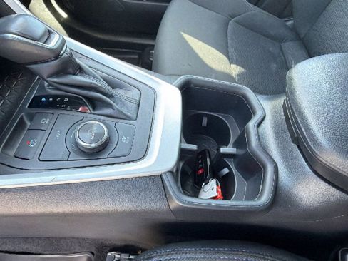 Certified 2022 Toyota RAV4 SE w/ Convenience Package image 13