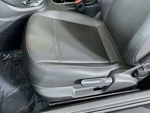 Used 2014 Volkswagen Beetle 2.5 image 23