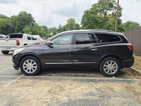 Used 2014 Buick Enclave Leather FWD image 3