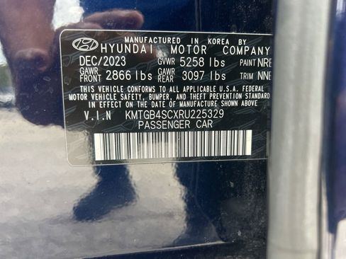 Used 2024 Genesis G80 2.5T image 47