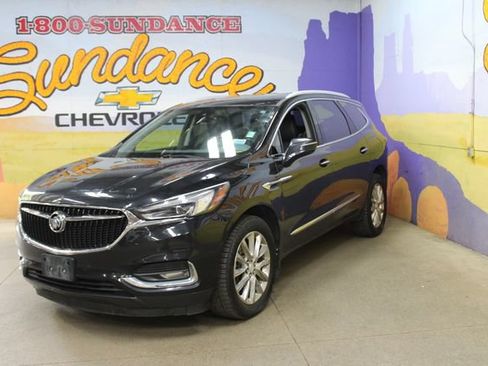 Used 2019 Buick Enclave Premium w/ Experience Buick Package AWD/4WD image 2