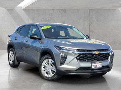 Used 2024 Chevrolet Trax LS w/ Driver Confidence Package