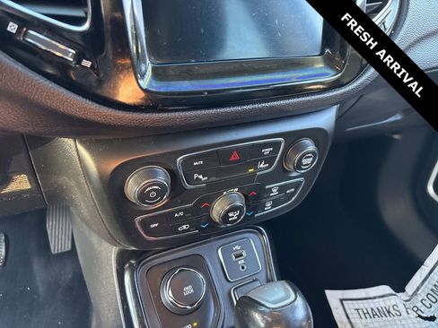 Used 2018 Jeep Compass Limited image 8