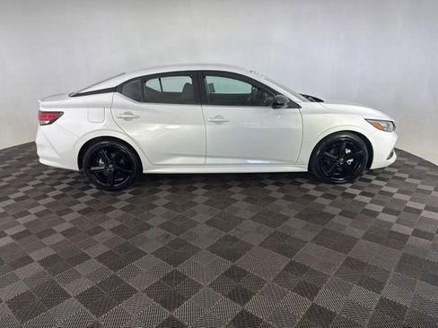 Used 2021 Nissan Sentra SR FWD image 4