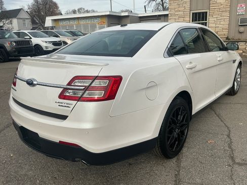 Used 2014 Ford Taurus Limited image 3