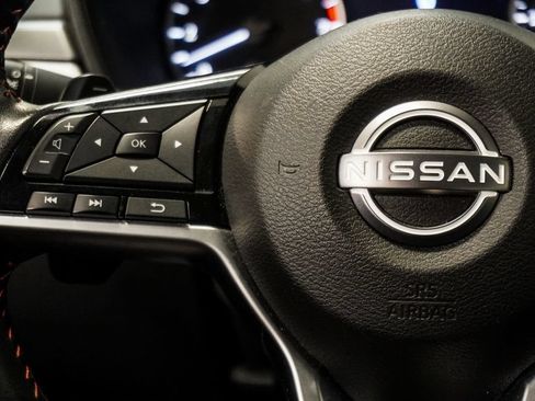 Used 2024 Nissan Altima 2.5 SR FWD image 16