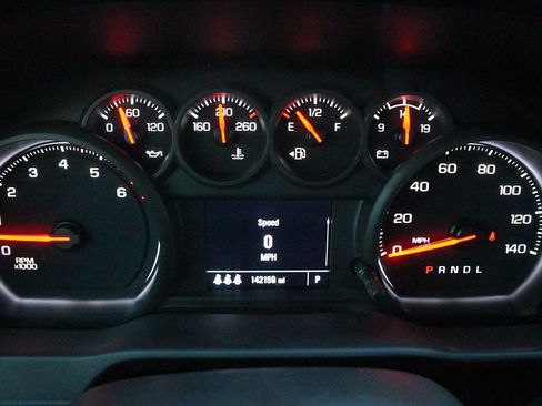 Used 2024 Chevrolet Silverado 2500 Custom w/ Custom Convenience Package AWD/4WD image 37