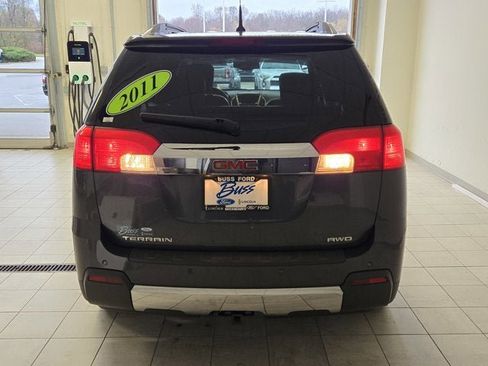 Used 2011 GMC Terrain SLT image 11