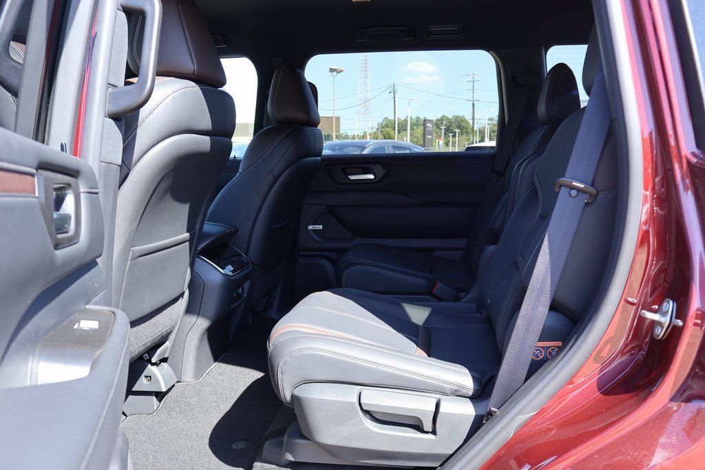 New 2026 Nissan Armada SL w/ Captain's Chari Seat Package RWD image 8