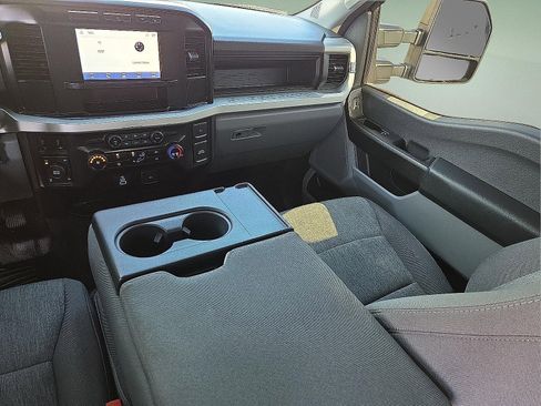 Used 2024 Ford F250 XL w/ XL Off-Road Package image 10