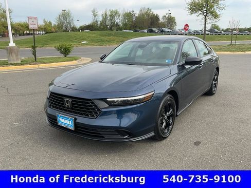 Used 2025 Honda Accord SE image 2