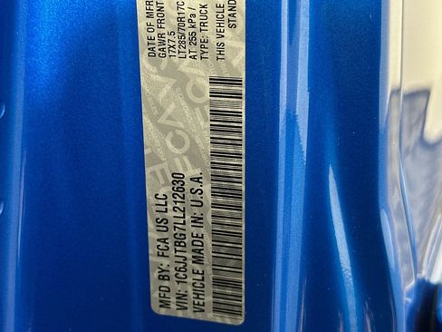 Used 2020 Jeep Gladiator Rubicon w/ Trailer Tow Package image 27