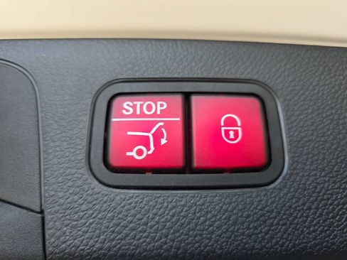 Certified 2021 Mercedes-Benz GLC 300 4MATIC image 15