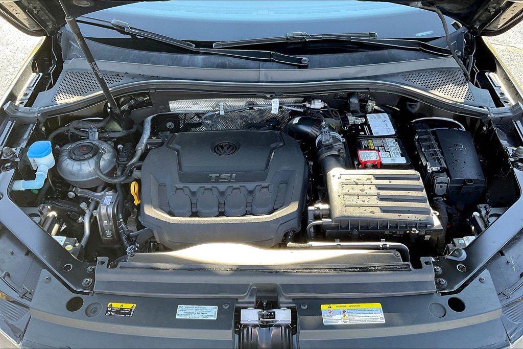 Used 2023 Volkswagen Tiguan SE AWD/4WD image 29