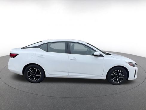 Used 2025 Nissan Sentra SV image 16
