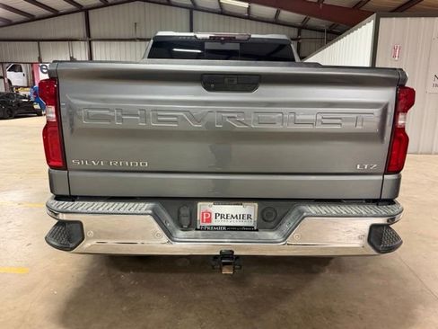 Used 2019 Chevrolet Silverado 1500 LTZ w/ LTZ Texas Edition AWD/4WD image 7