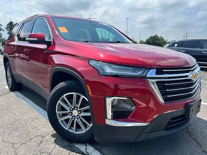 Used 2023 Chevrolet Traverse LT w/ Rear Camera Mirror Package