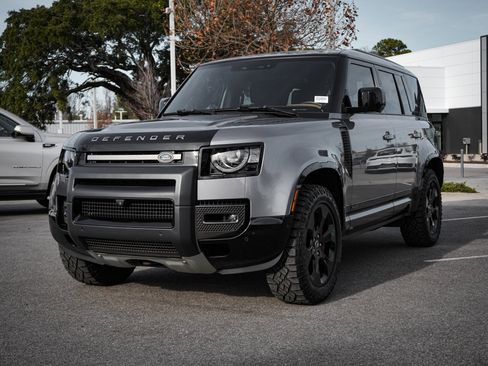 Used 2021 Land Rover Defender 110 X image 5